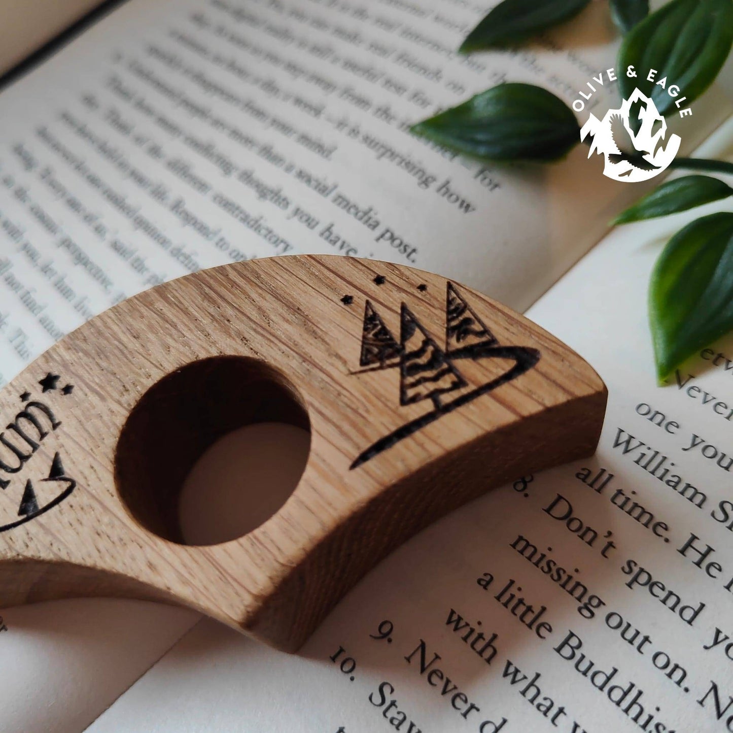 Personalised tree Oak Book Thumb spreader