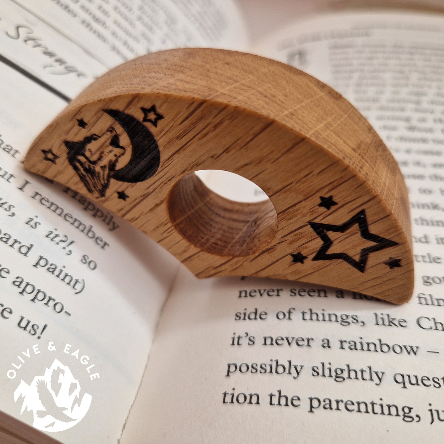 Book page holder, wolf and stars
