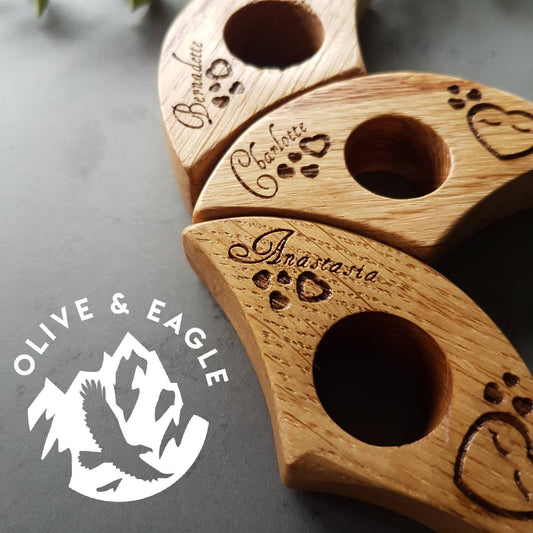 Personalised Hearts Oak Book Thumb spreader