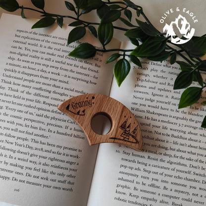 Personalised tree Oak Book Thumb spreader