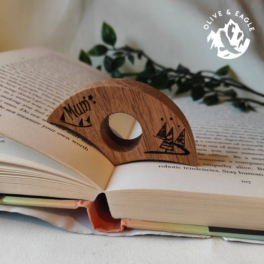 Personalised tree Oak Book Thumb spreader