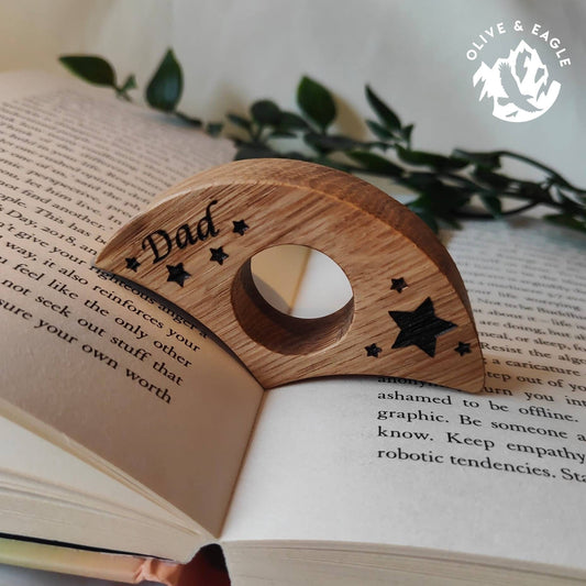 Personalised stars Oak Book Thumb spreader