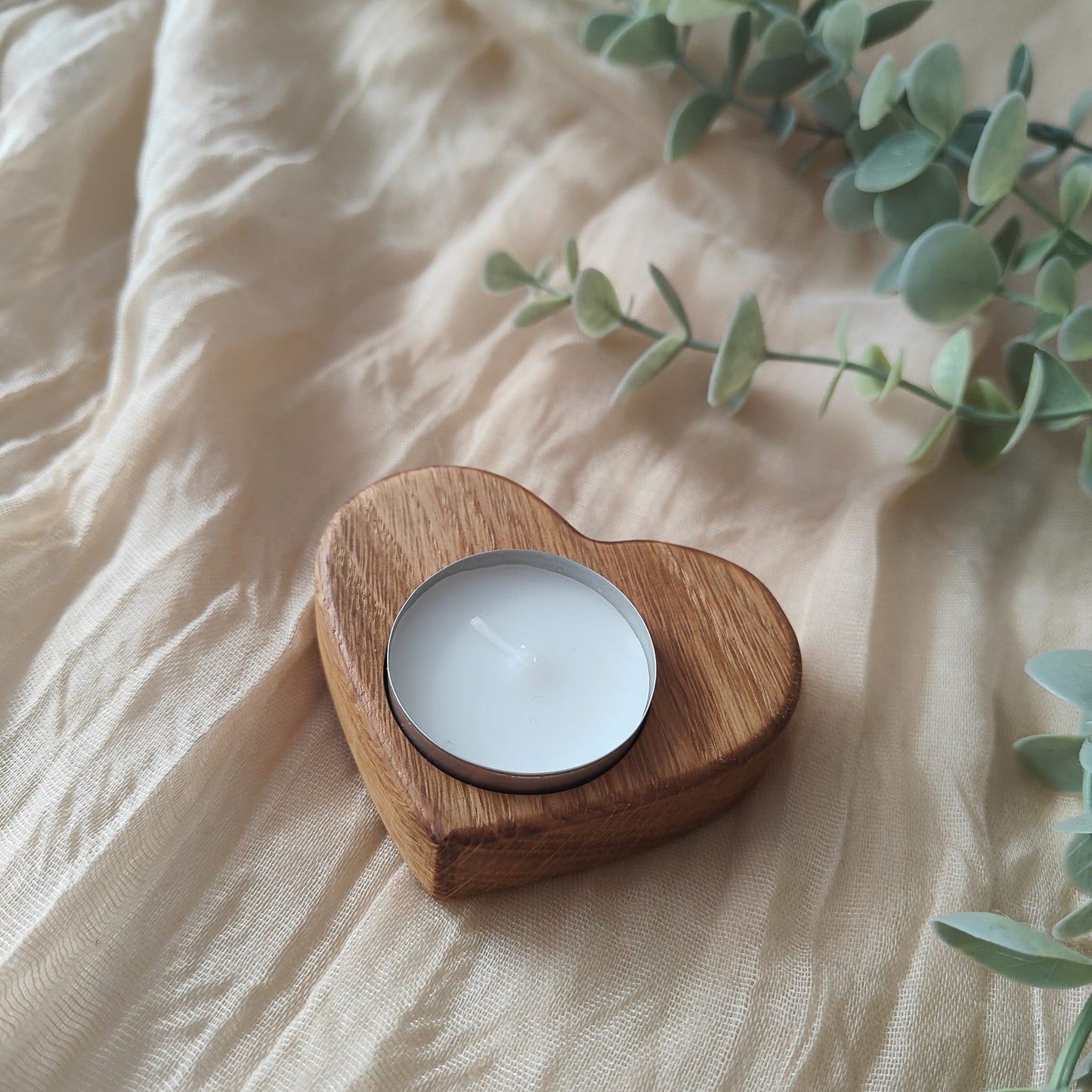 Handcrafted Oak Heart-Shaped Tealight Holder